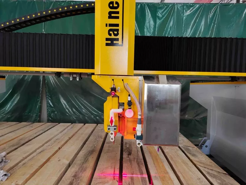 Tại sao Máy cưa cầu CNC 4 trục lại là công cụ thay đổi cuộc chơi trong chế biến đá